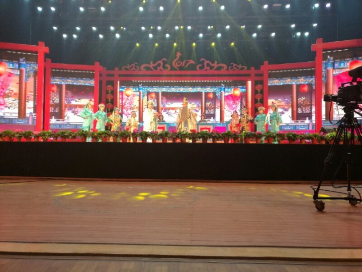 1496474300230224.jpg 7-2017年鞏義市迎新春文藝晚會圓滿結束.jpg