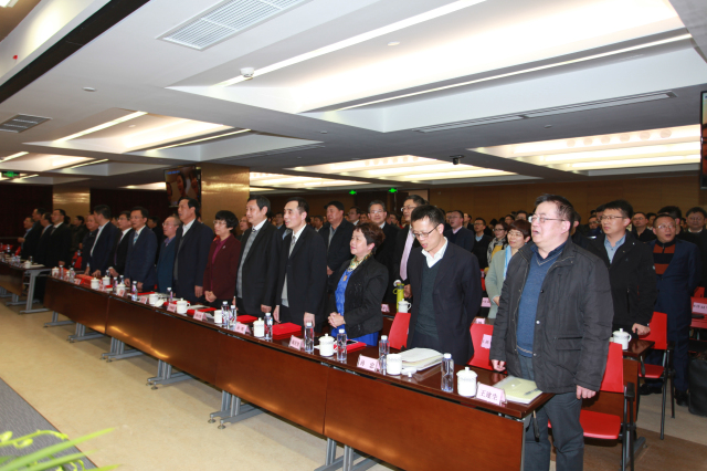 1496496376861689.jpg 38-全體合唱《我們是一家人》.jpg